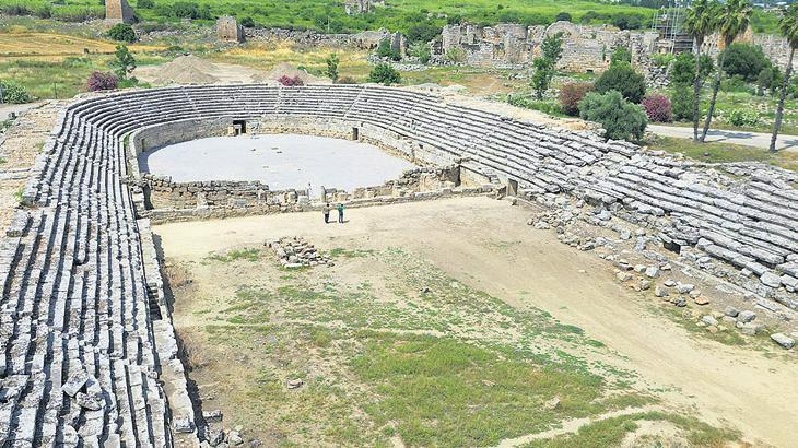 antik-tribunler-konuklarini-agirlayacak-ClCucrkH.jpg