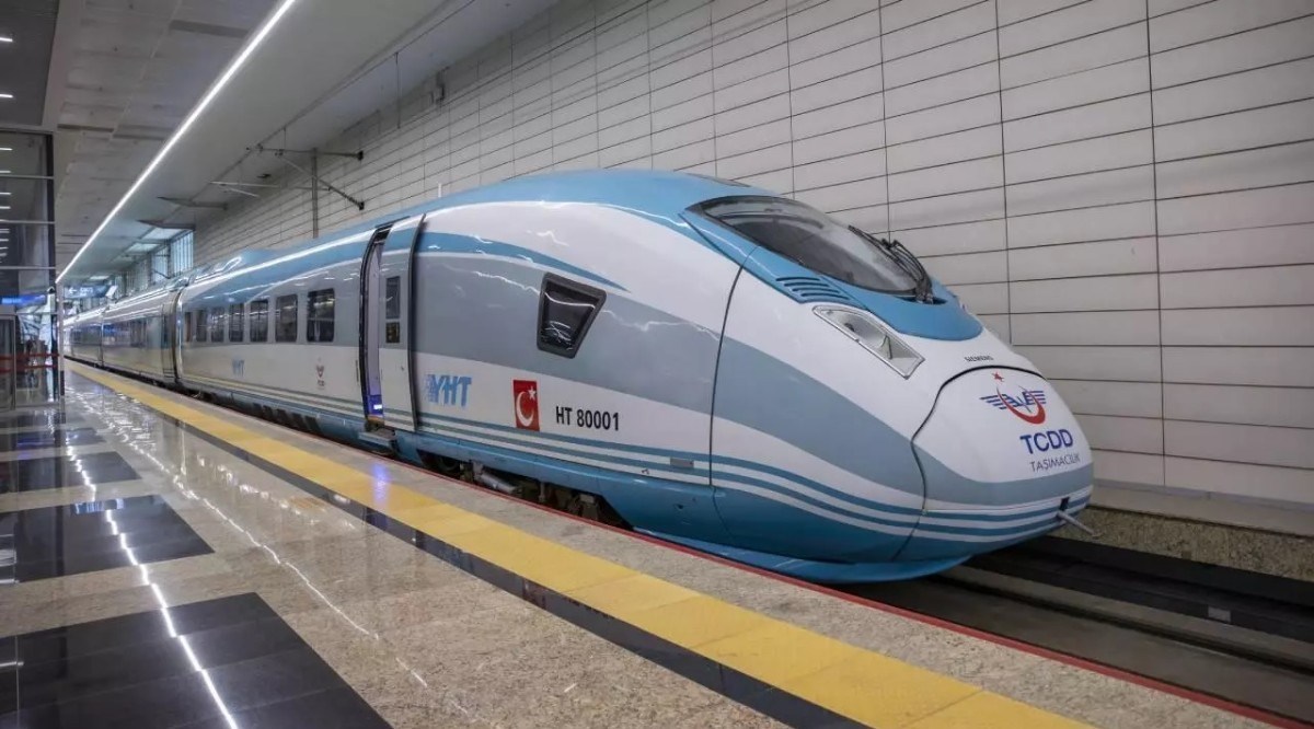 bakan-uraloglu-milli-elektrikli-hizli-tren-icin-tarih-verdi-btIMyamQ.jpg