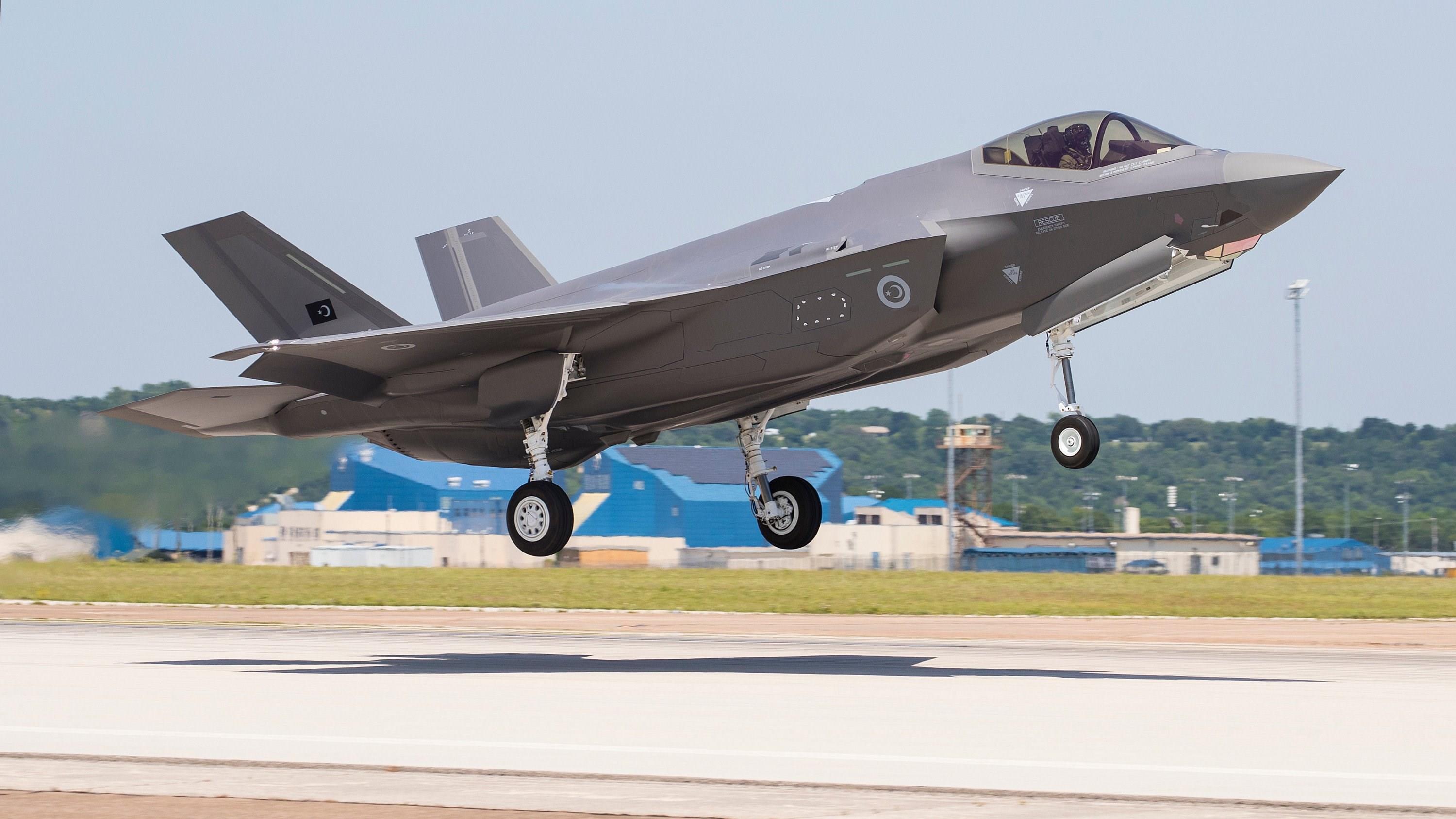 kulis-turkiye-f-35lere-karsilik-s-400leri-kutuya-koymak-istiyor-l9AEIvCF.jpg