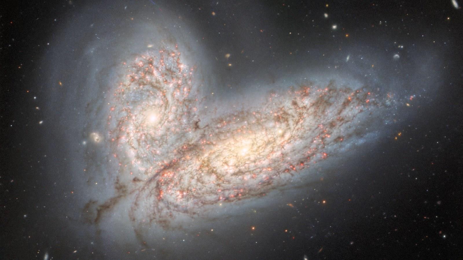 samanyolu-ve-andromeda-galaksileri-gelecekte-carpisacak-mi-UvOhiuHw.jpg