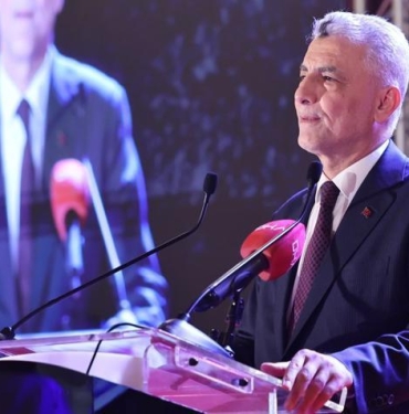 bakan-bolat-savunma-sanayiinde-romanyayla-buyuk-isbirligimiz-var-tn4eSShO.jpg