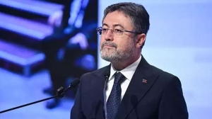 bakan-yumakli-macaristanin-milli-gun-resepsiyonunda-konustu-guclu-destek-icin-samimi-tesekkurlerimizi-sunuyoruz-ZdrmAOOw.jpg