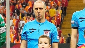 bir-donemin-sonu-serkan-ok-ve-aleks-tascioglu-hakemligi-birakti-xVURUlhw.jpg