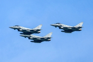 bloomberg-turkiye-katardan-24-eurofighter-savas-ucagi-almak-istiyor-ZAU6kK3J.jpg
