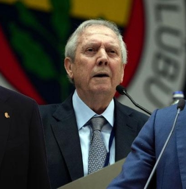 canli-fenerbahcede-olaganustu-mali-genel-kurul-yetki-maddeleri-oylanacak-dkqspOq9.jpg