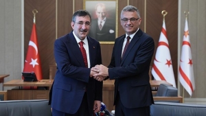 cumhurbaskani-yardimcisi-yilmaz-kktcde-K7xMW7QV.jpg