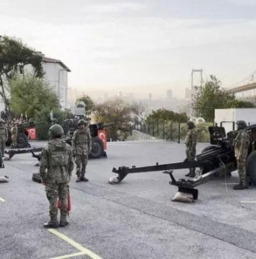 cumhuriyetin-102-yili-kutlamalari-21-pare-top-atisiyla-bugun-baslayacak-Il7HVyPS.jpg