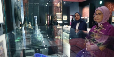 emine-erdogan-katarda-islam-eserleri-muzesine-ziyarette-bulundu-SK74OJwl.jpg