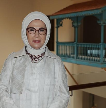emine-erdogan-ummandaki-ulusal-muzeyi-ziyaret-etti-pK2Xm9wc.jpg