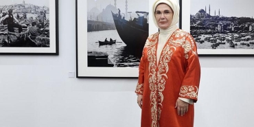 emine-erdogan-vakifbank-sanat-galerisinin-acilisina-katildi-56yJk3ai.jpg