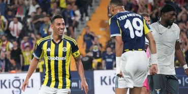 fenerbahcede-kadro-disi-kalan-irfan-can-kahveciye-surpriz-talip-transfer-talebi-iddiasi-AhIdnSTk.jpg