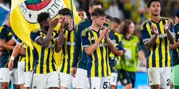 fenerbahcede-surpriz-ayrilik-iddiasi-transfer-teklifleri-degerlendirilecek-9jd67aVA.jpg