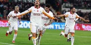 galatasarayda-leroy-sane-almanyaya-damga-vurdu-mansetleri-susledi-6CNaeF6q.jpg