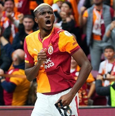 galatasarayda-osimhenden-rakip-taraftarlari-kizdiracak-sozler-aglayabilirler-Zt6gwxw4.jpg