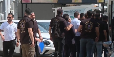 izmirde-2-kisinin-akima-kapilarak-olumunde-11-supheli-adliyeye-sevk-edildi-RFDwU6jj.jpg