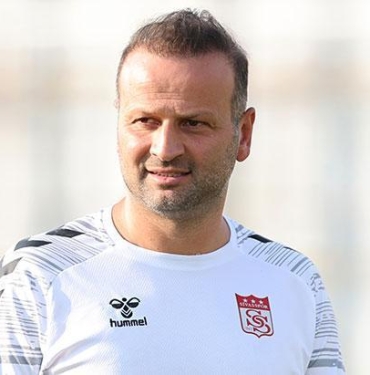 sivassporda-osman-zeki-korkmaz-donemi-sona-erdi-ROU9mnRj.jpg