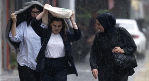 son-dakika-meteoroloji-haritayi-guncelledi-istanbul-dahil-yeni-uyari-geldi-Pz8GOVhx.jpg