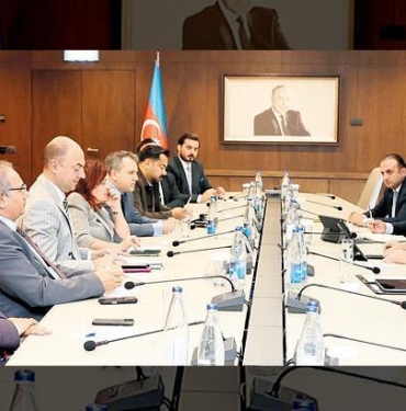 turk-is-dunyasindan-azerbaycana-yatirim-cikarmasi-E7n1UpB6.jpg