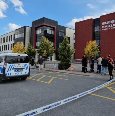 yer-kayseri-universitede-pompali-tufekli-eski-es-cinayeti-SgHIYhjU.jpg
