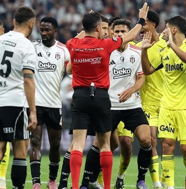 besiktas-fenerbahce-derbisinde-penalti-beklenen-pozisyonlarda-kararlar-dogru-mu-eski-hakemler-degerlendirdi-IK8K9jkH.jpg