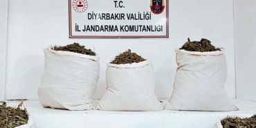diyarbakirda-dev-uyusturucu-operasyonu-25-supheli-yakalandi-r6IiumbH.jpg
