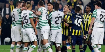 fenerbahce-ferencvaros-maci-macar-basininda-gundem-oldu-aci-verici-gurultu-cehennemde-harika-sonuc-9ktSW1VX.jpg