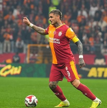 galatasarayda-abdulkerim-ve-icardi-100ler-kulubune-girdi-rEEPNPuk.jpg