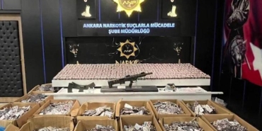 izmir-ankara-ve-istanbulda-uyusturucu-operasyonu-wp44fnIQ.jpg