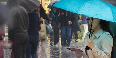 meteoroloji-tarih-verdi-30-ilde-kuvvetli-saganak-uyarisi-istanbul-da-listede-SiMbbYvs.jpg