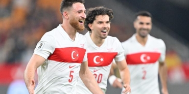 son-dakika-turkiye-ispanyadan-puanla-donuyor-play-off-oncesi-moral-bulduk-piRRSPTL.jpg