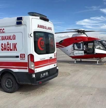 vanda-trafik-kazasi-sonrasi-zamanla-yaris-yarali-vatandas-helikopterle-kurtarildi-z5bP2bK6.jpg