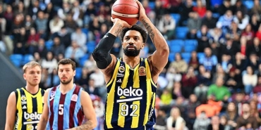 trabzonspordan-fenerbahce-bekoya-tarihi-fark-pBFdvF3l.jpg