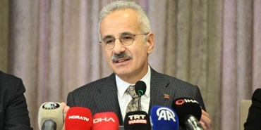 bakan-uraloglu-acikladi-bir-ilimiz-daha-hizli-trene-kavusuyor-X7FSUyaM.jpg