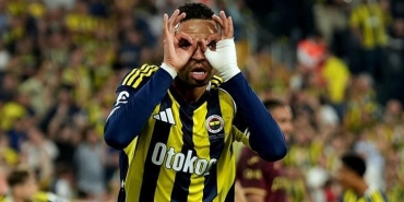 fenerbahcede-en-nesyriye-italyan-devinden-resmi-teklif-bWpw1rXD.jpg