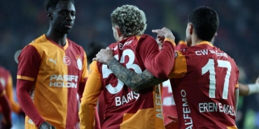 galatasaray-trabzonsporu-4-golle-gecti-super-kupada-ilk-finalist-belli-oldu-HYzOPBVe.jpg