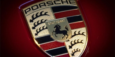 porschenin-satislari-dustu-OflF9rAb.jpg