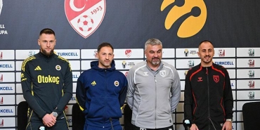 super-kupada-fenerbahce-samsunspor-maci-sari-lacivertliler-rotasyona-gidecek-rjgPd3mK.jpg