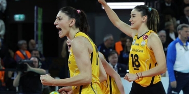 vakifbank-sampiyonlar-liginde-3te-3-yapti-uTqQ3kY3.jpg