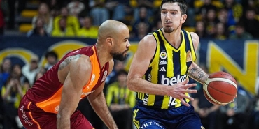 basketbolda-fenerbahce-galatasaray-derbisi-karsilasmanin-galibi-son-saniyede-belli-oldu-q9yaMIxx.jpg