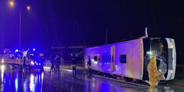 samsunda-feci-kaza-yolcu-otobusu-devrildi-6-yarali-kG5LskED.jpg
