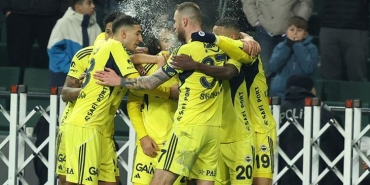 son-dakika-fenerbahce-kocaelisporu-yildizlariyla-devirdi-zirve-takibini-surdurdu-B7b9bgbj.jpg