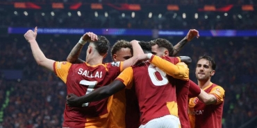 son-dakika-galatasaray-tur-kapisini-araladi-sari-kirmizililar-5-golle-kazandi-RrgcEFU8.jpg
