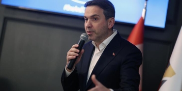 enerji-ve-tabii-kaynaklar-bakani-bayraktar-kanadada-sG8kEF9W.jpg