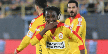 galatasarayda-renato-nhaga-tam-not-aldi-okan-buruk-da-kararini-verdi-JOVRTY34.jpg